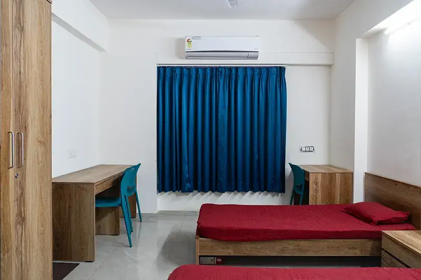 Sharing room